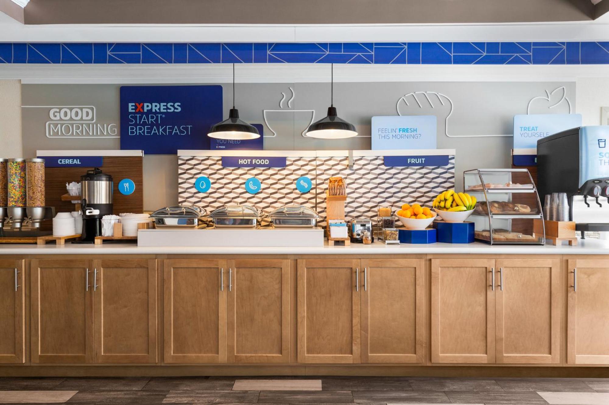 Holiday Inn Express Hotel & Suites Live Oak By Ihg Esterno foto