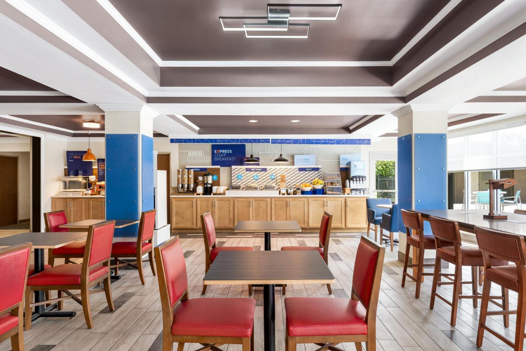 Holiday Inn Express Hotel & Suites Live Oak By Ihg Esterno foto