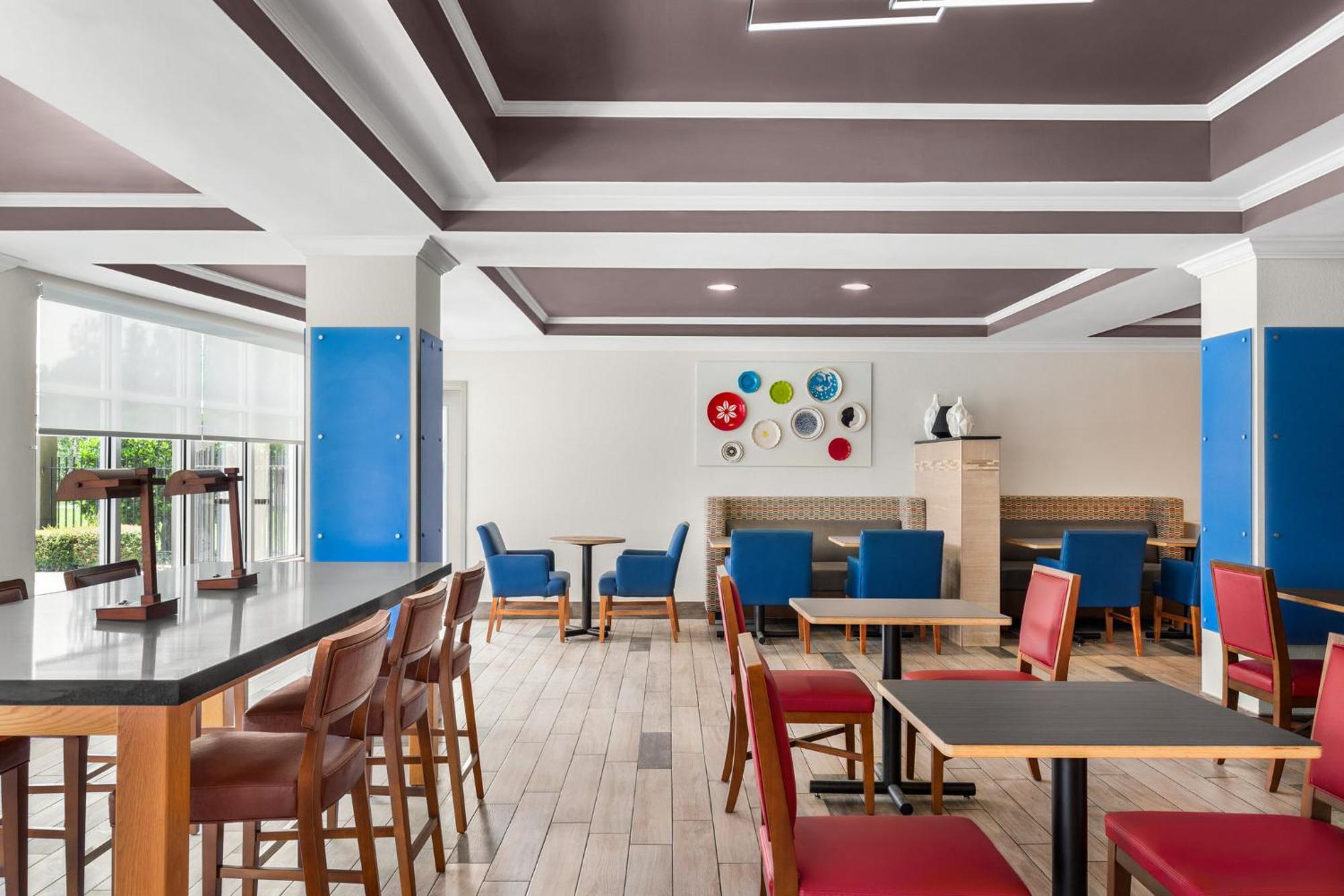 Holiday Inn Express Hotel & Suites Live Oak By Ihg Esterno foto