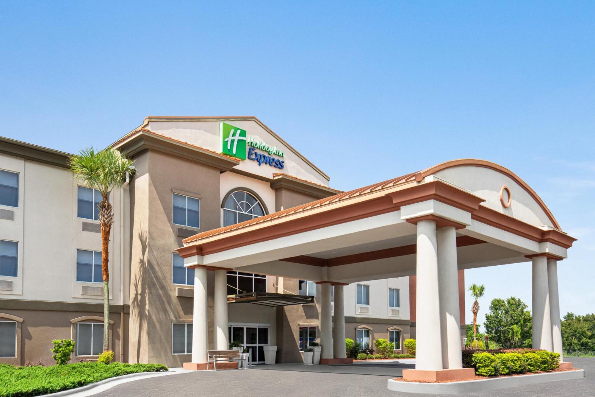 Holiday Inn Express Hotel & Suites Live Oak By Ihg Esterno foto